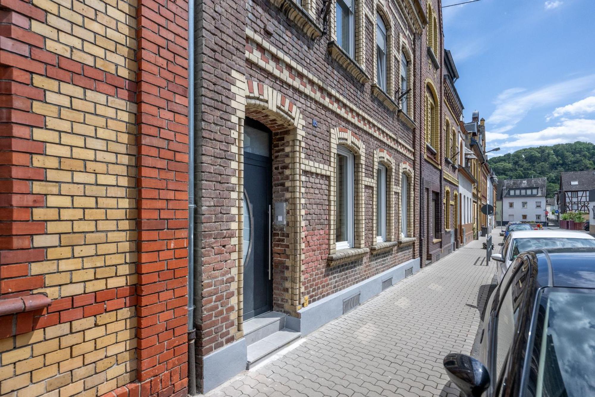 Wohlfuehlwohnung Mit 25 Qm Terrasse, Netflix Coblenza Exterior foto